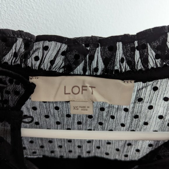 Black Blouse - Picture 3 of 5